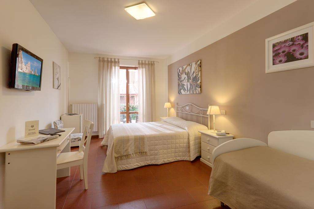 Hotel Giardino Suites And Spa - Numana Pokoj fotografie