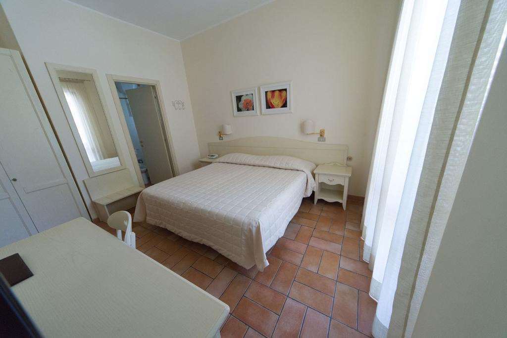 Hotel Giardino Suites And Spa - Numana Pokoj fotografie